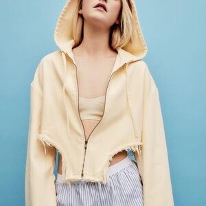 Zara Pale Yellow Zip-Up Jacket